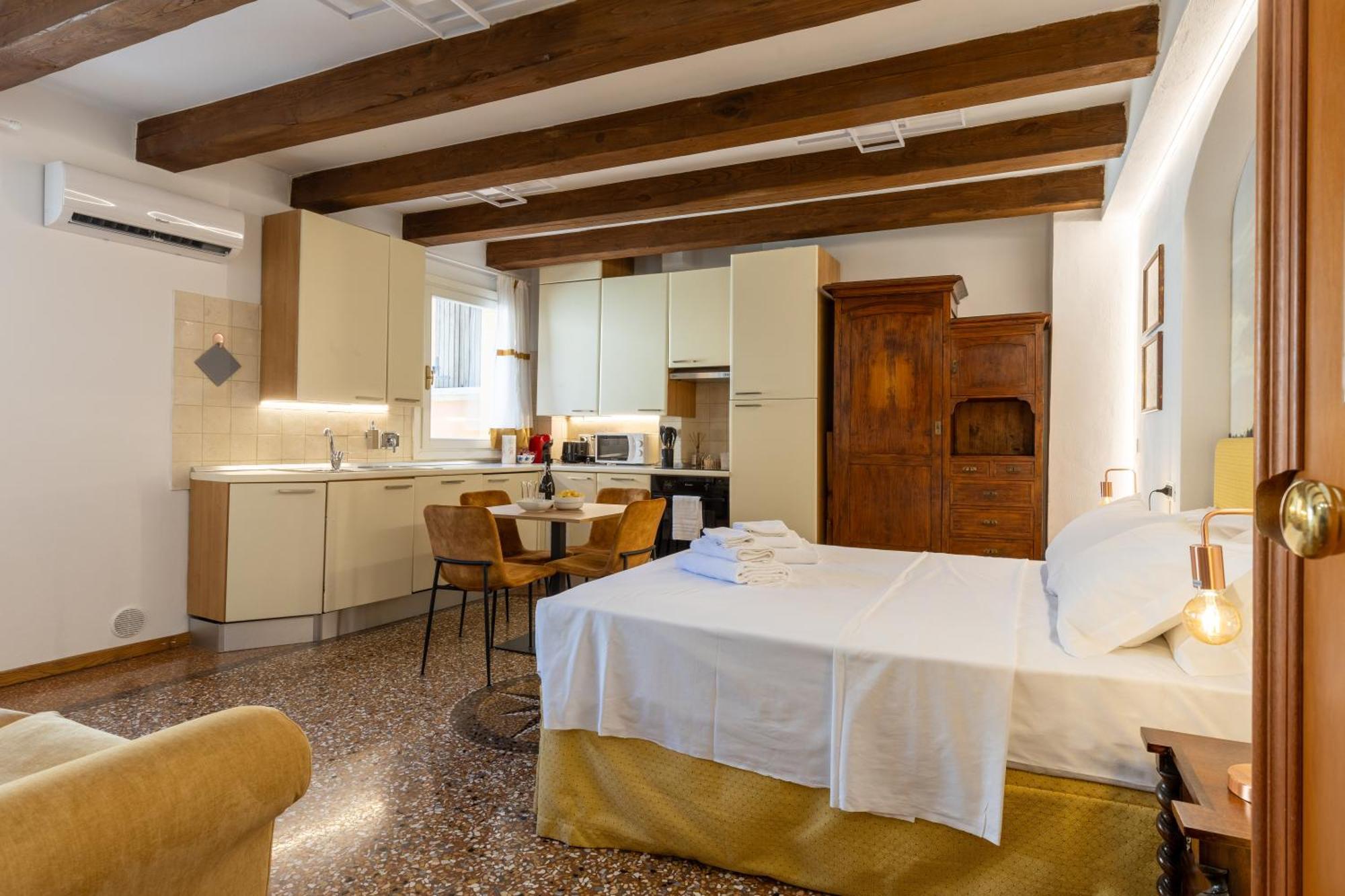 Frassinago Deluxe Suites-Bolognarooms المظهر الخارجي الصورة